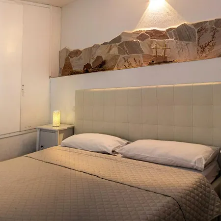 La Casa Di Eolo Rivolta Al Tramonto Porto Pozzo