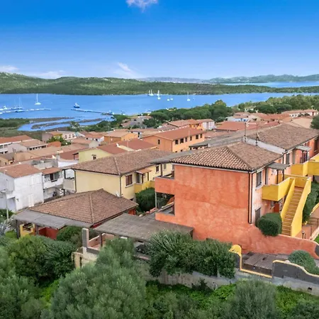 La Casa Di Eolo Rivolta Al Tramonto Vakantiehuis Porto Pozzo